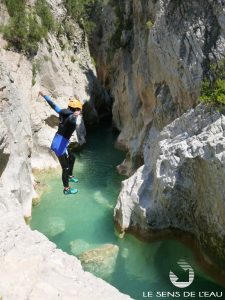 Saut péonéra canyoning sierra