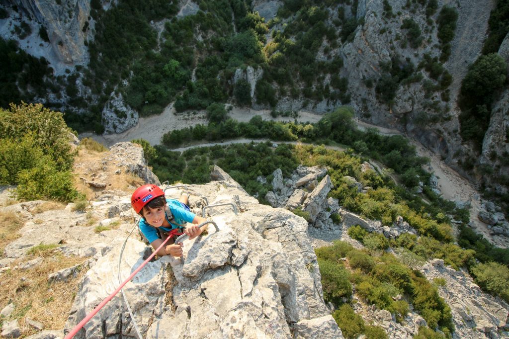 Via ferrata en Sierra de Guara avec enfant